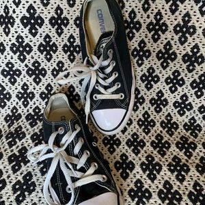 Low top Converse